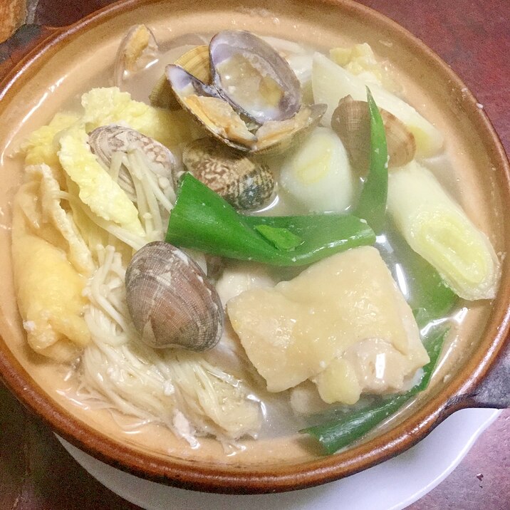 鶏モモとアサリの寄せ鍋。